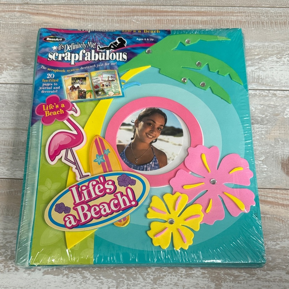 RoseArt Life’s a Beach Scrapulous‎ Scrap Book 2004 y2k